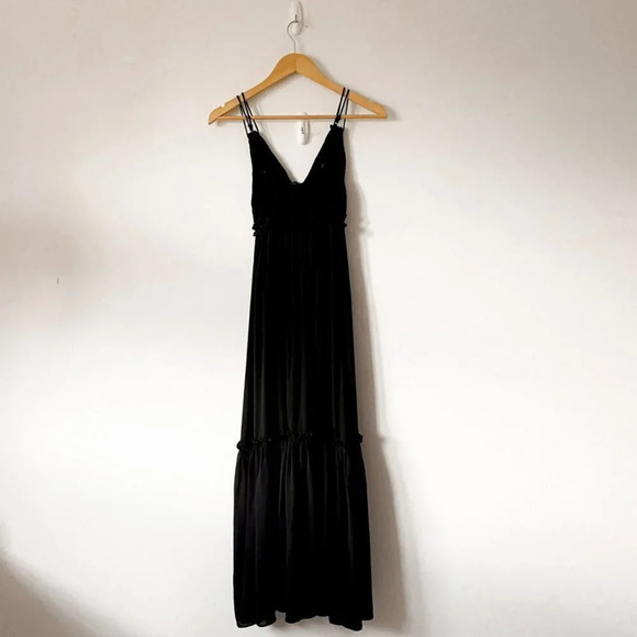 Abercrombie &  Fitch Floaty Femme Ruffle V Neck Maxi Dress Black Sz XS - Picture 6 of 9